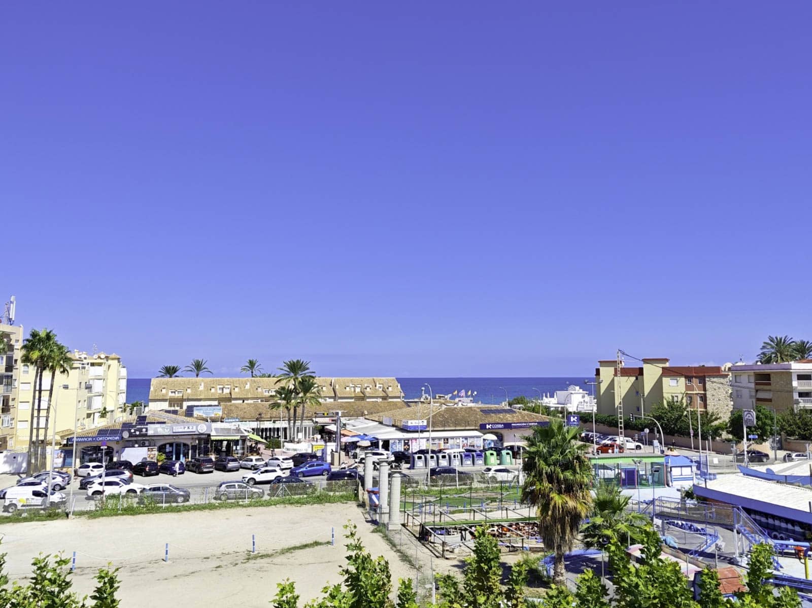 2 soverom Strandleiligheter til salgs i Denia med garasje - € 185 000 (Ref: 9386978)