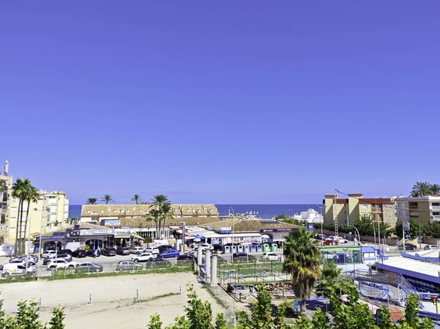2 soverom Strandleiligheter til salgs i Dénia med garasje - € 185 000 (Ref: 9386978)