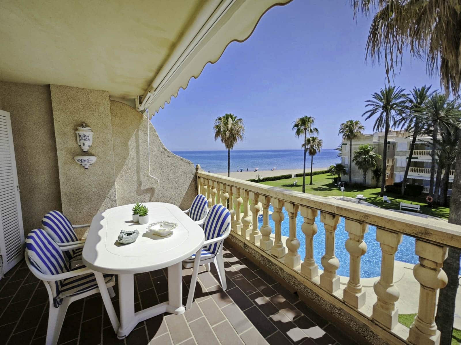 2 camera da letto Appartamento sulla Spiaggia in vendita in Denia con piscina garage - 489.000 € (Rif: 9386980)