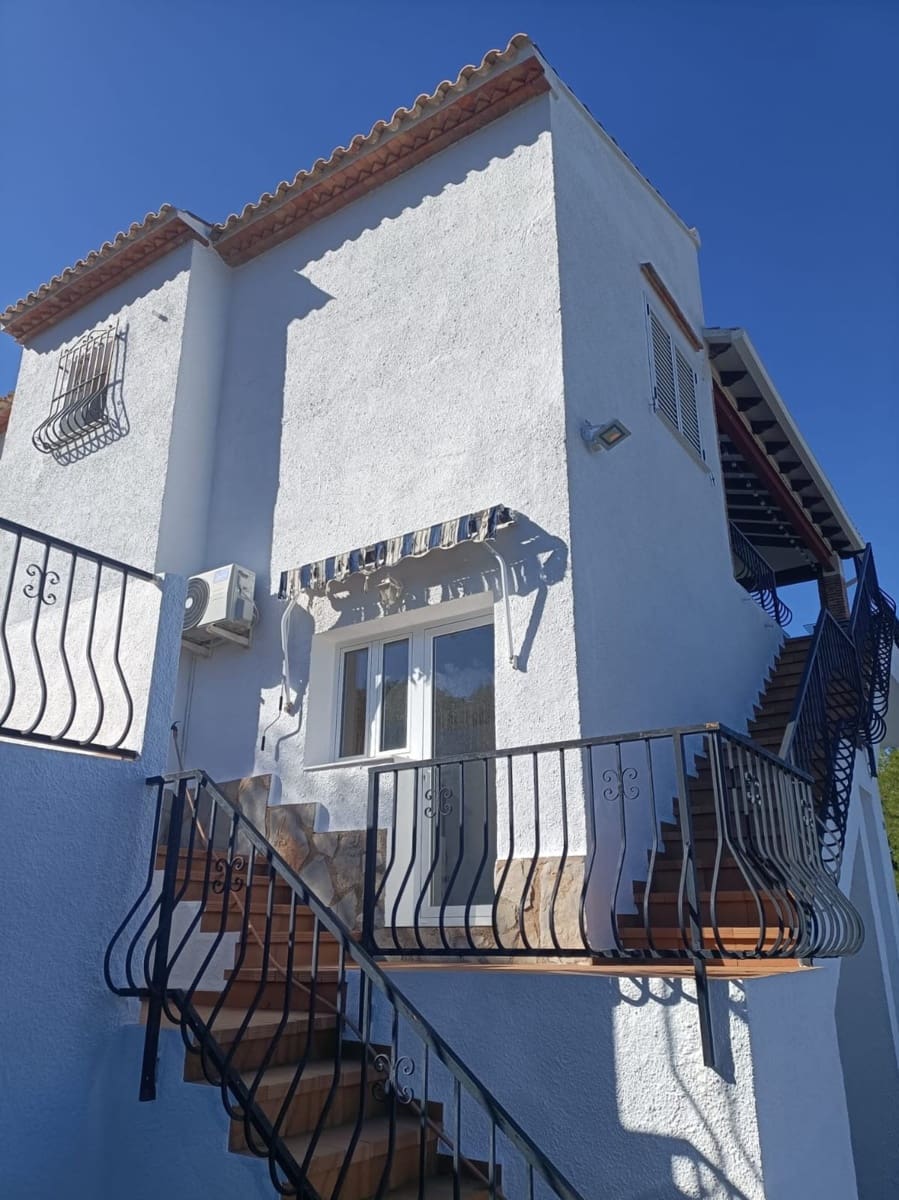 4 sovrum Villa till salu i La Sella med garage - 440 000 € (Ref: 9395273)