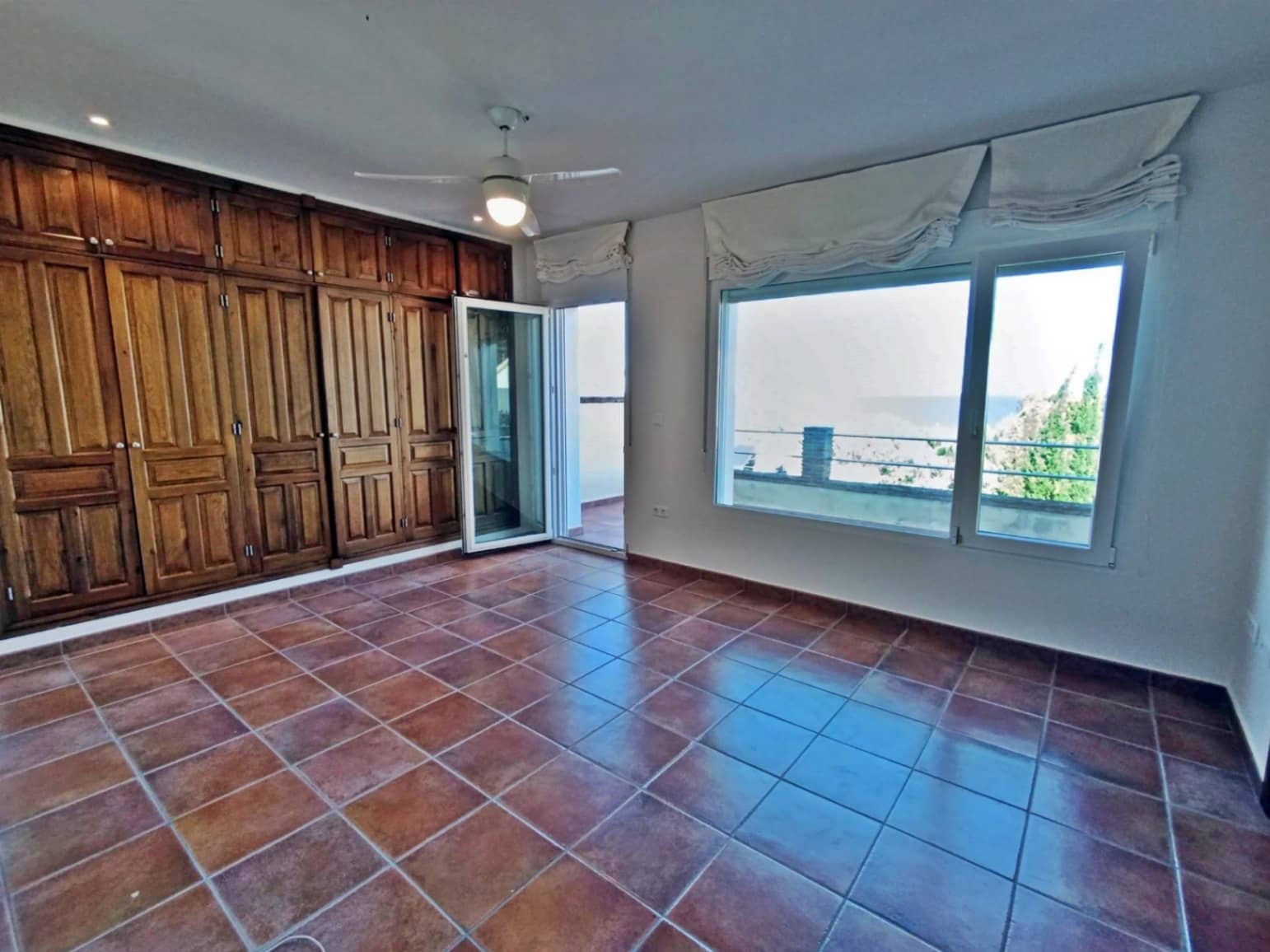 4 quarto Moradia para venda em Denia com piscina garagem - 750 000 € (Ref: 9400130)