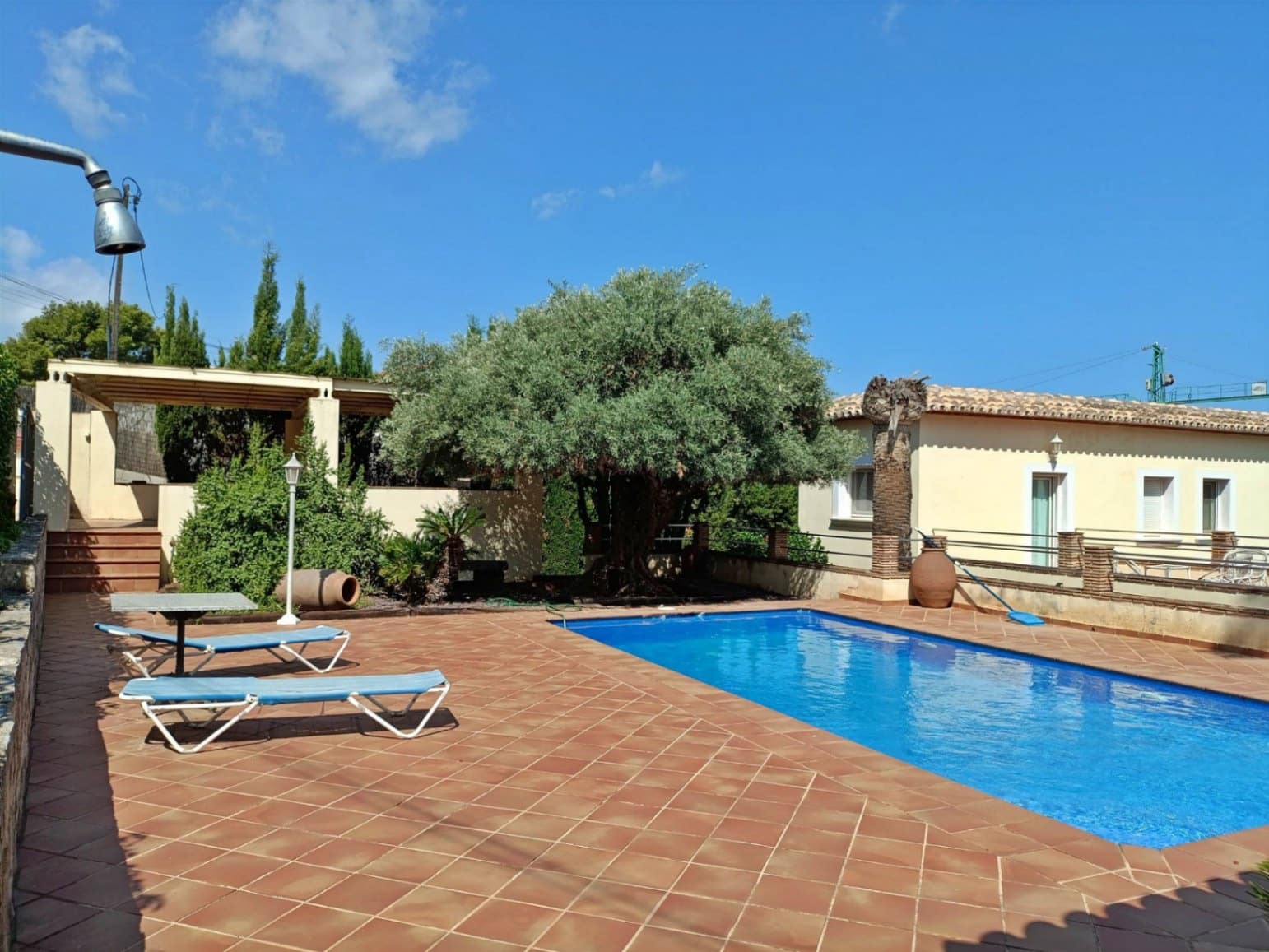 4 quarto Moradia para venda em Denia com piscina garagem - 750 000 € (Ref: 9400130)