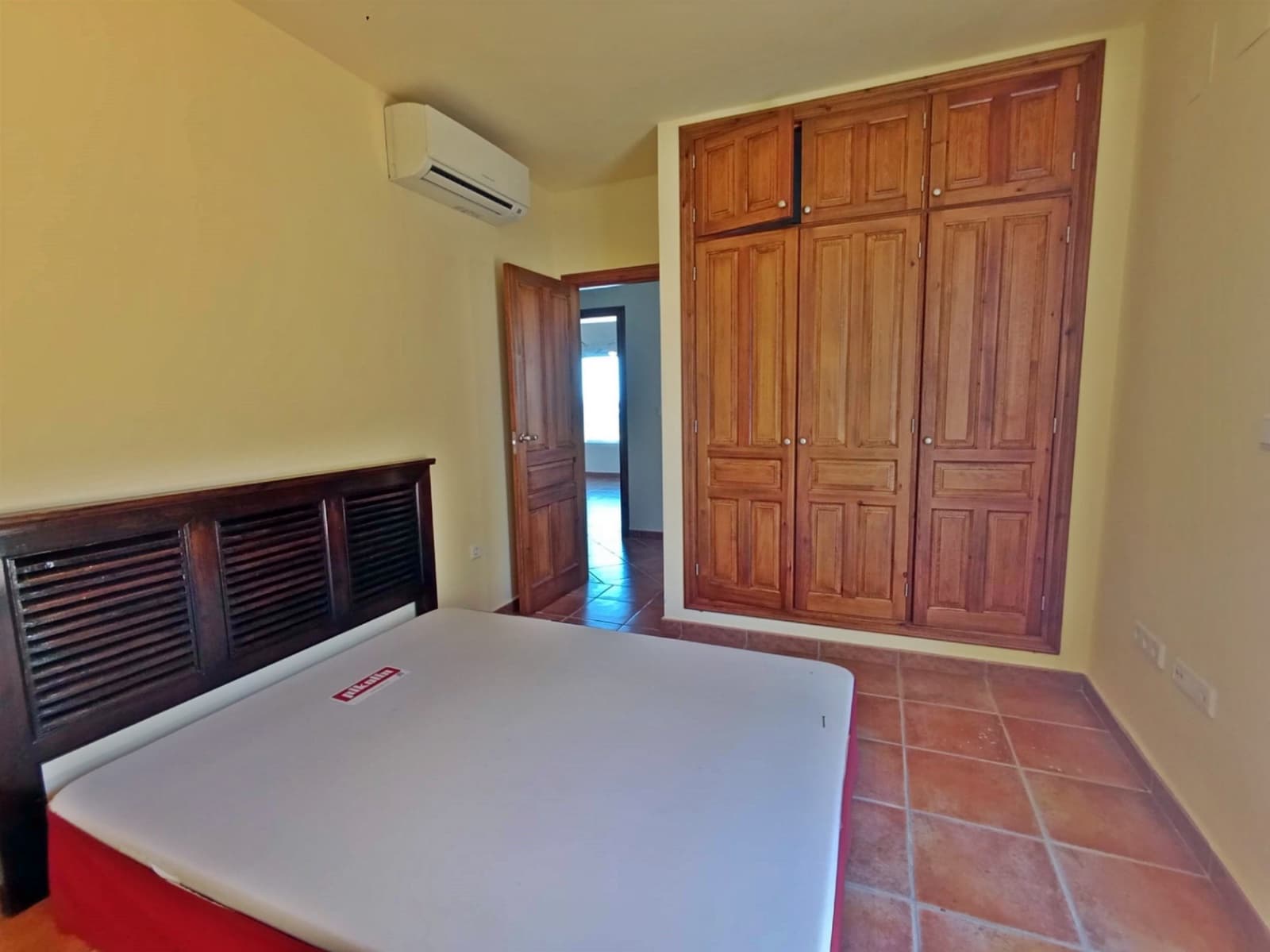 4 quarto Moradia para venda em Denia com piscina garagem - 750 000 € (Ref: 9400130)