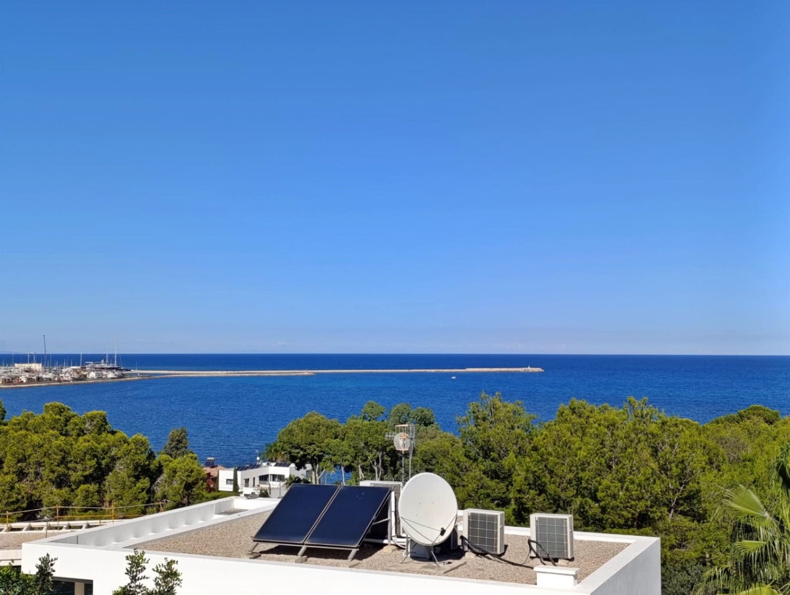 4 quarto Moradia para venda em Denia com piscina garagem - 750 000 € (Ref: 9400130)