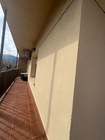 Piso de 4 habitaciones en Dénia en venta - 265.000 € (Ref: 9400131)