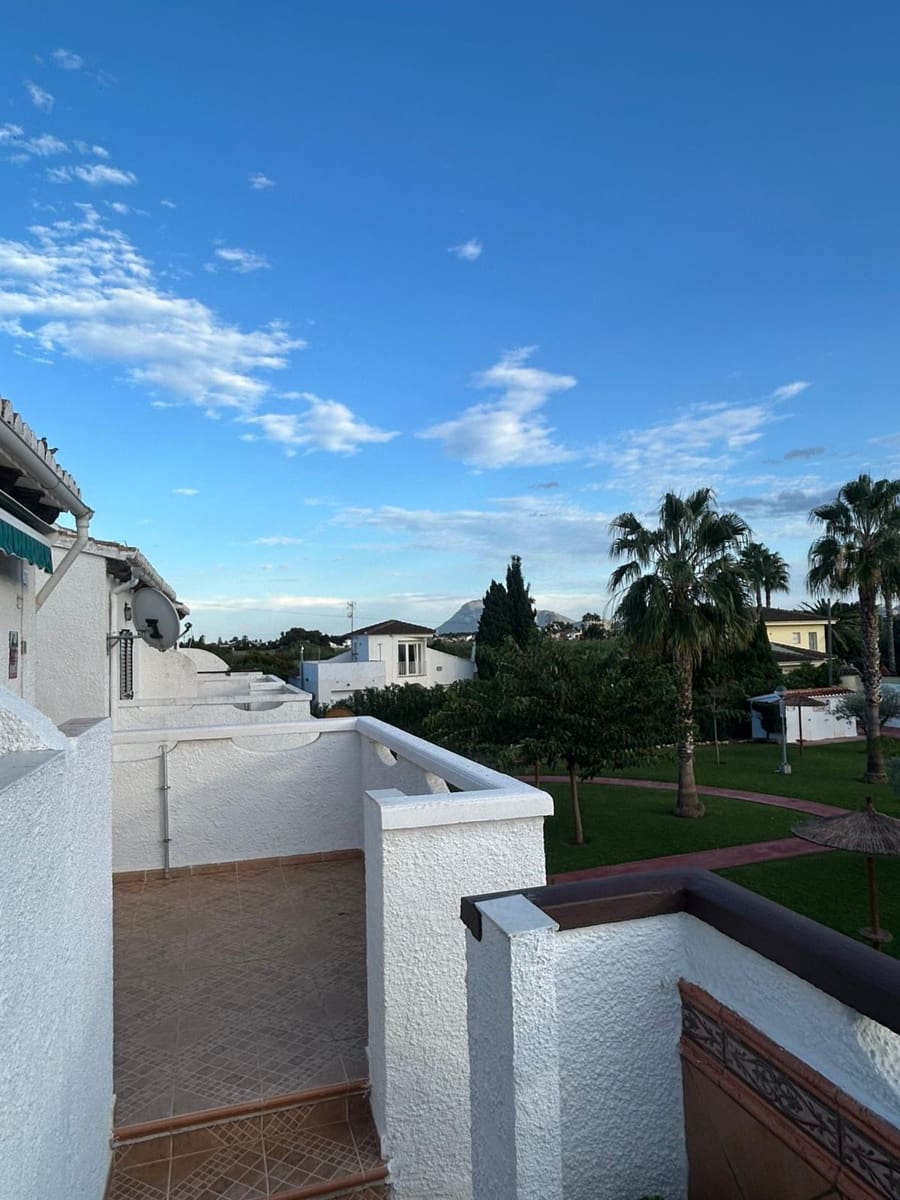 2 slaapkamer Appartement te huur in Denia met zwembad garage - € 800 (Ref: 9400246)