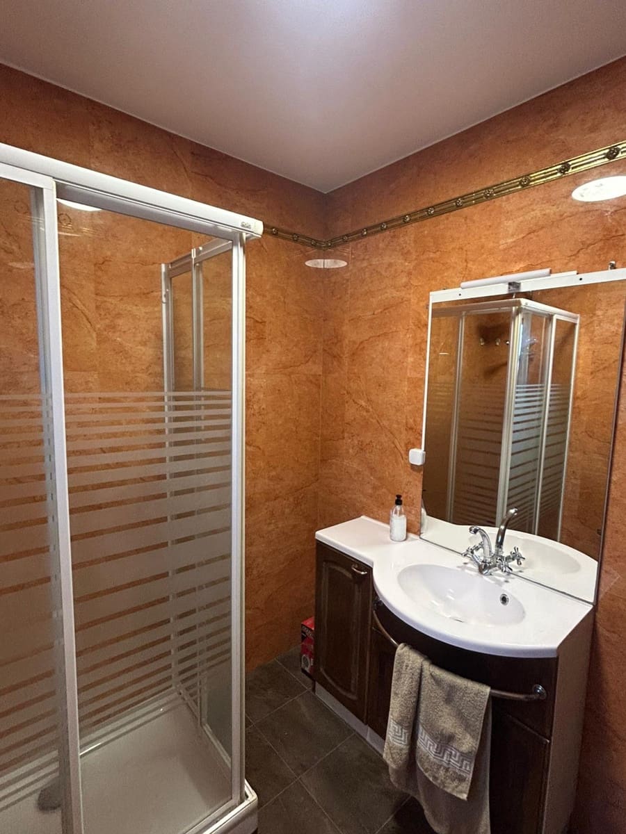 2 slaapkamer Appartement te huur in Denia met zwembad garage - € 800 (Ref: 9400246)