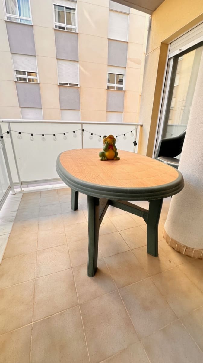 3 soveværelse Lejlighed til salg i Denia med garage - € 250.000 (Ref: 9432506)