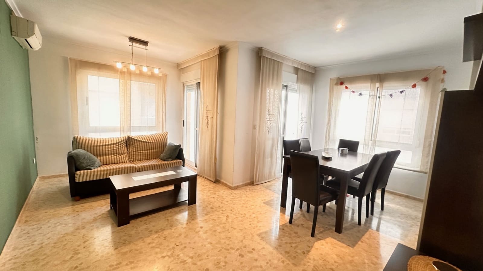 3 soveværelse Lejlighed til salg i Denia med garage - € 250.000 (Ref: 9432506)