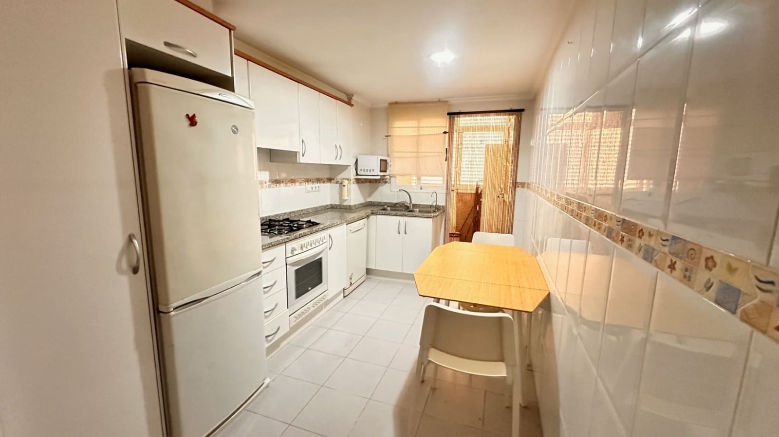 3 soveværelse Lejlighed til salg i Denia med garage - € 250.000 (Ref: 9432506)