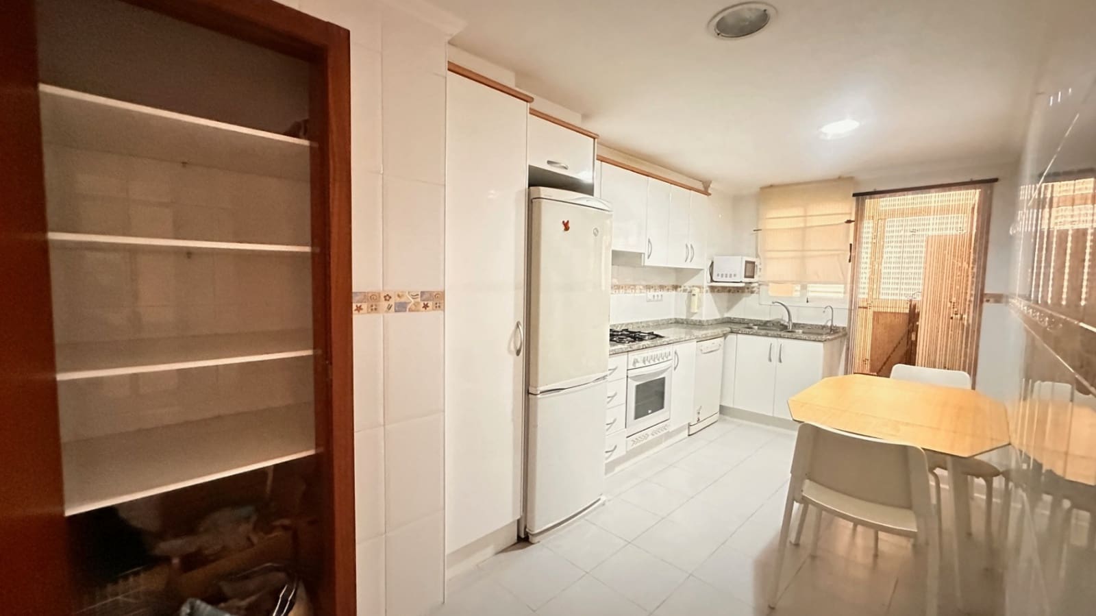 3 soveværelse Lejlighed til salg i Denia med garage - € 250.000 (Ref: 9432506)