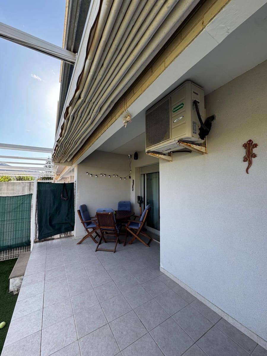 Apartamento de 1 habitación en Dénia en venta con piscina garaje - 217.000 € (Ref: 9450840)