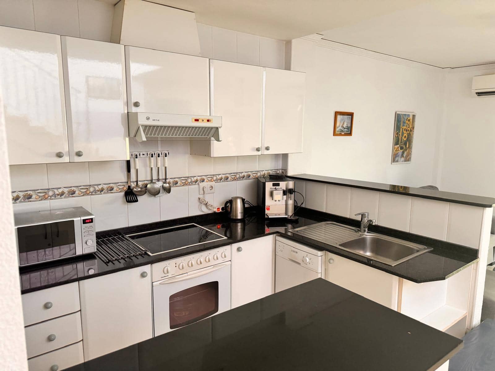 2 bedroom Townhouse for sale in El Vergel / Verger with pool garage - € 265,000 (Ref: 9487135)