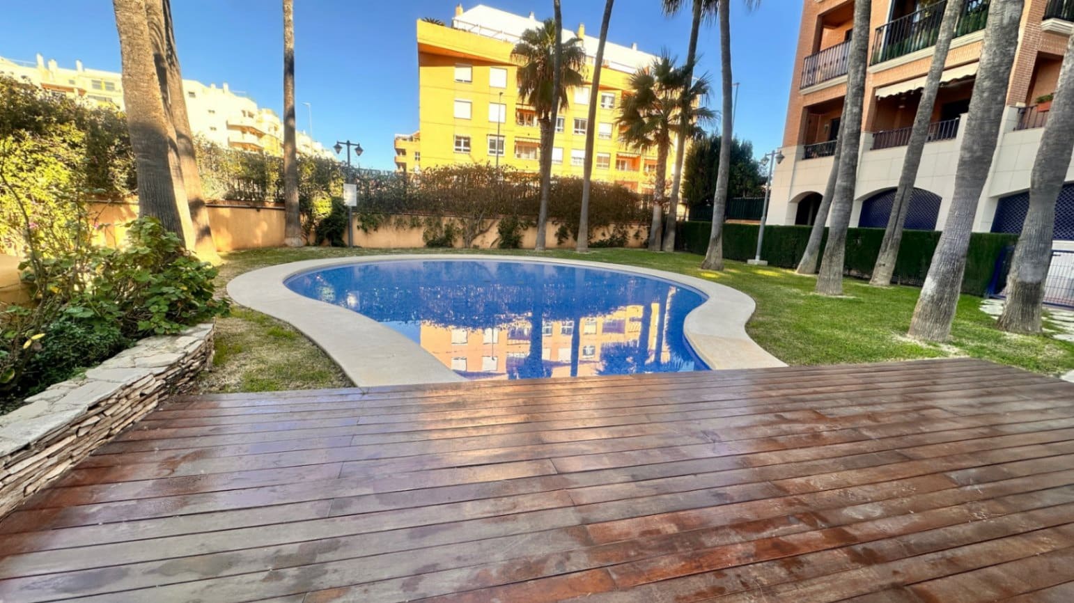 3 makuuhuone Kattohuoneisto myytävänä paikassa Denia mukana uima-altaan 
autotalli - 550 000 € (Ref: 9523284)