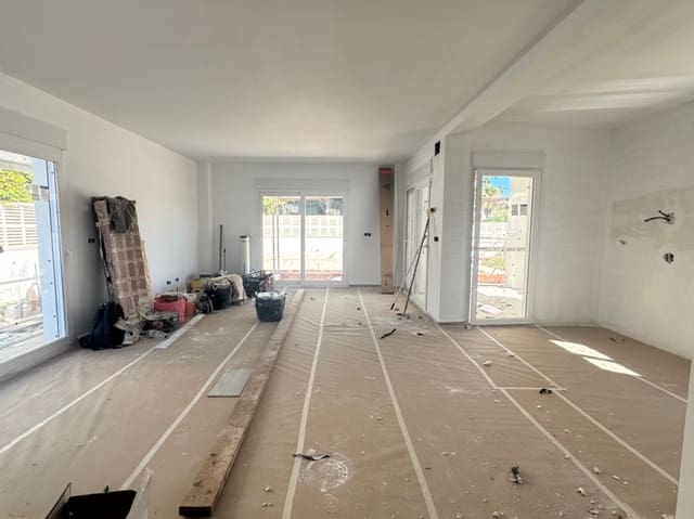 3 quarto Moradia para venda em Els Poblets com piscina garagem - 550 000 € (Ref: 9523292)