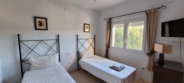 3 Zimmer Villa zu verkaufen in La Sella mit Pool - 375.000 € (Ref: 9523295)