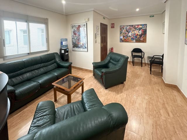 7 sypialnia Mieszkanie na sprzedaż w Centro Urbano, Dénia - 375 000 € (Ref: 9523300)