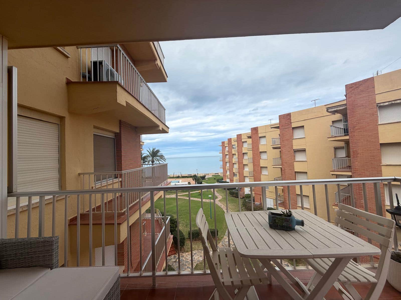 2 Zimmer Strandapartment zu verkaufen in Denia mit Pool Garage - 320.000 € (Ref: 9596836)