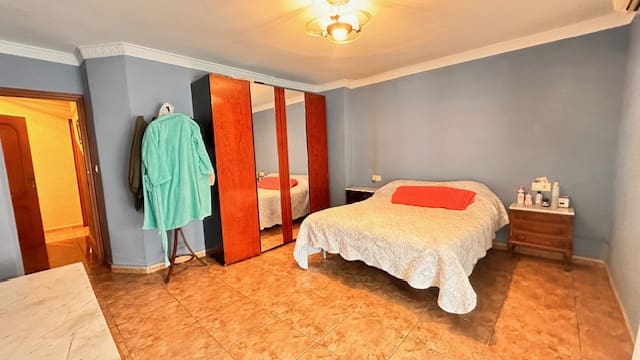 4 bedroom Townhouse for sale in Denia - € 709,000 (Ref: 9618437)