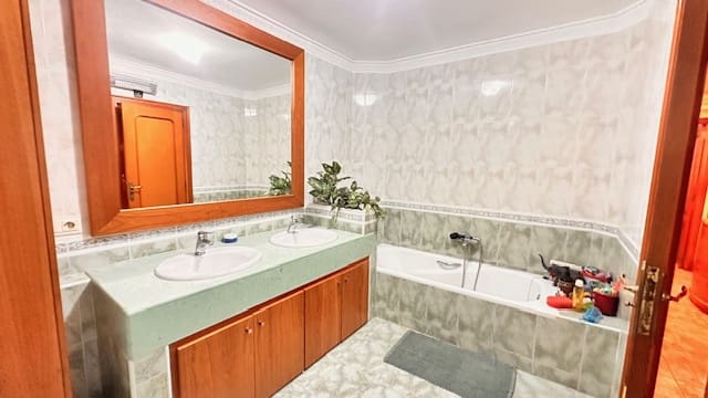 4 bedroom Townhouse for sale in Denia - € 709,000 (Ref: 9618437)