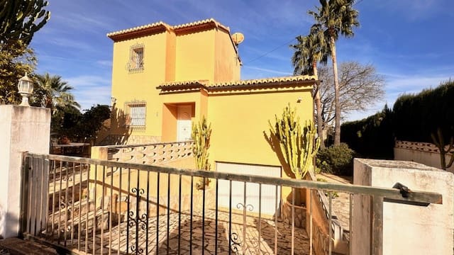3 sovrum Villa att hyra i Denia med pool garage - 2 000 € (Ref: 9618438)