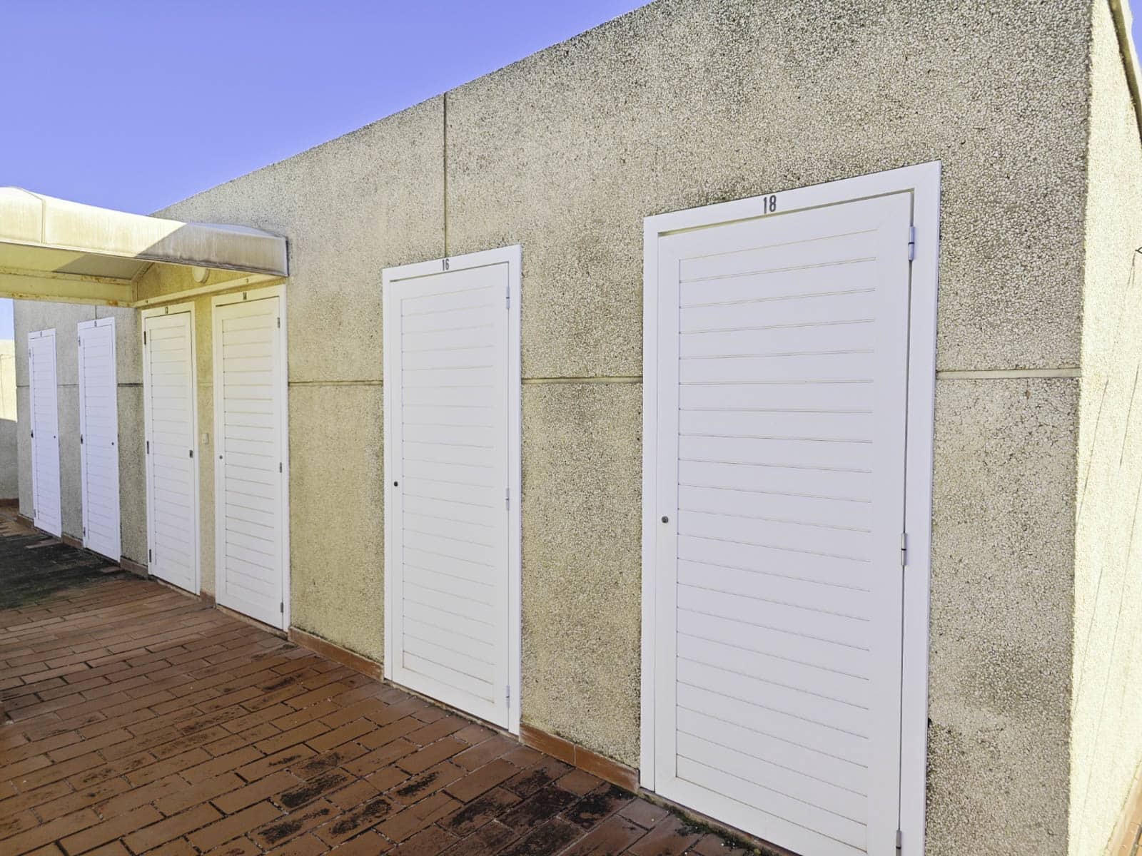 2 sovrum Strandlägenhet till salu i Denia med pool garage - 489 000 € (Ref: 9679093)