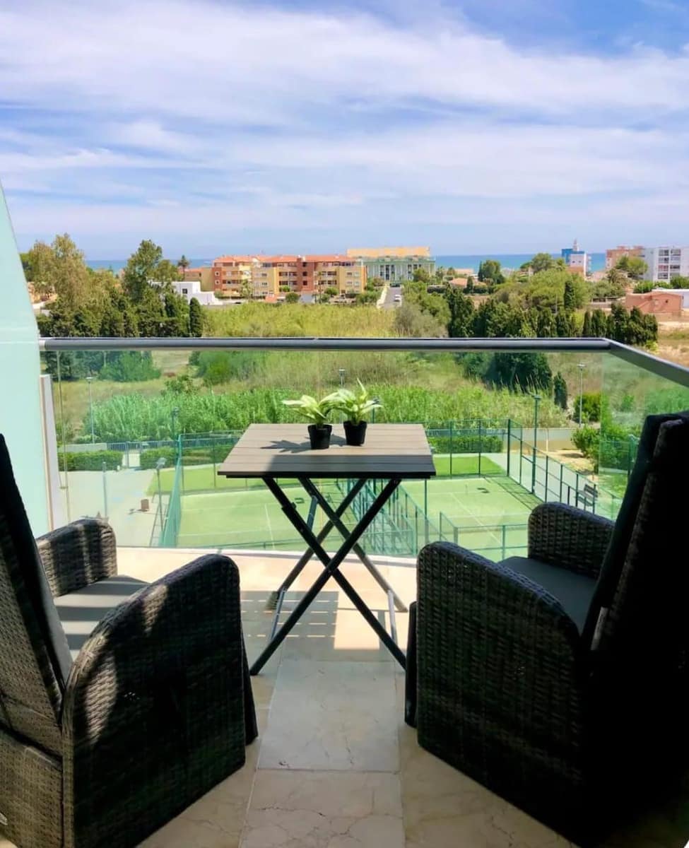 3 makuuhuone Ranta-asunto myytävänä paikassa Denia mukana uima-altaan 
autotalli - 295 000 € (Ref: 9679096)