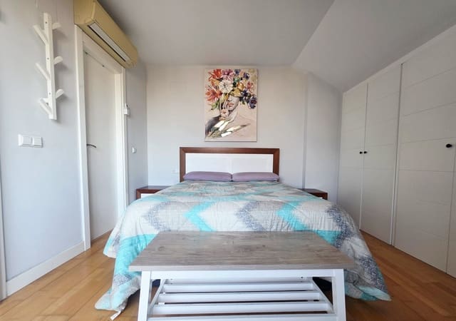 3 makuuhuone Ranta-asunto myytävänä paikassa Dénia mukana uima-altaan 
autotalli - 295 000 € (Ref: 9679096)