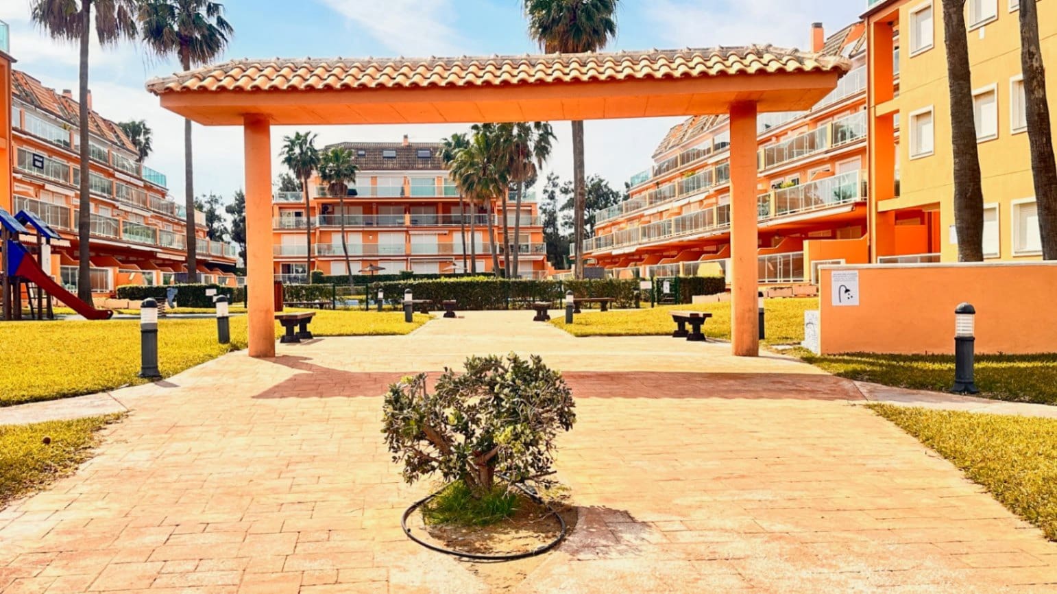 3 camera da letto Appartamento sulla Spiaggia in vendita in Denia con piscina garage - 499.000 € (Rif: 9679098)