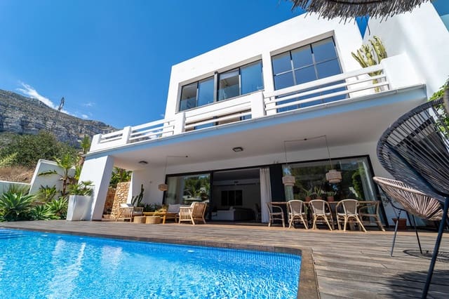 4 quarto Moradia para venda em El Montgó, Dénia com piscina garagem - 1 370 000 € (Ref: 9708100)