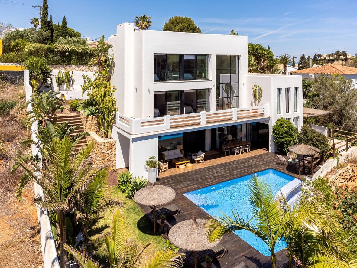 4 quarto Moradia para venda em Denia com piscina garagem - 1 370 000 € (Ref: 9708100)