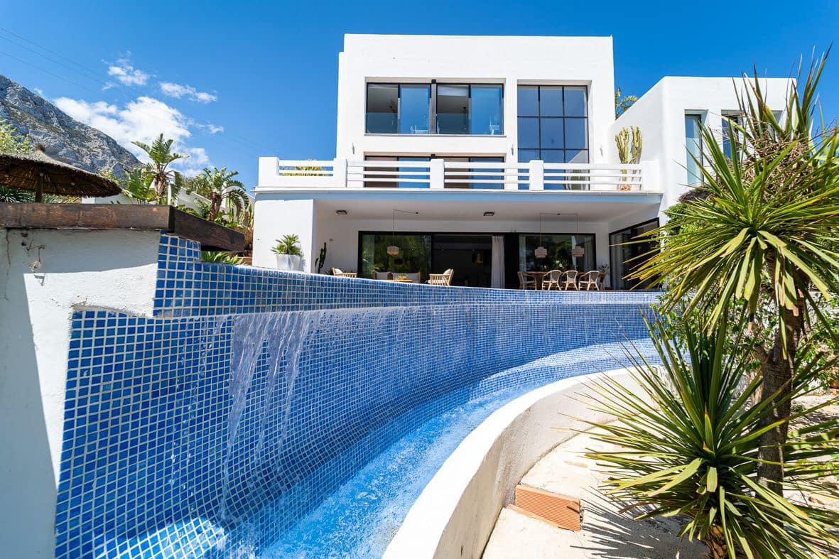 4 quarto Moradia para venda em Denia com piscina garagem - 1 370 000 € (Ref: 9708100)