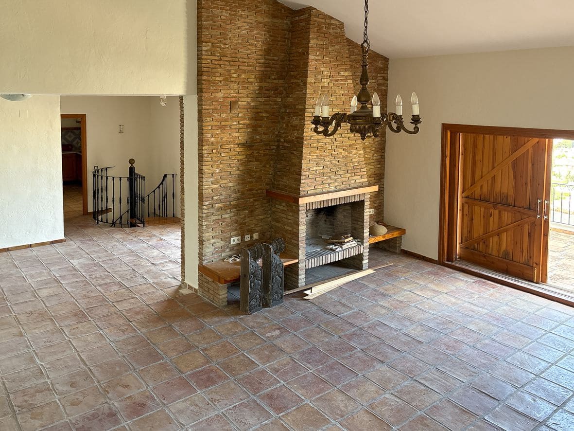 4 Zimmer Villa zu verkaufen in Denia mit Pool Garage - 1.150.000 € (Ref: 9708103)