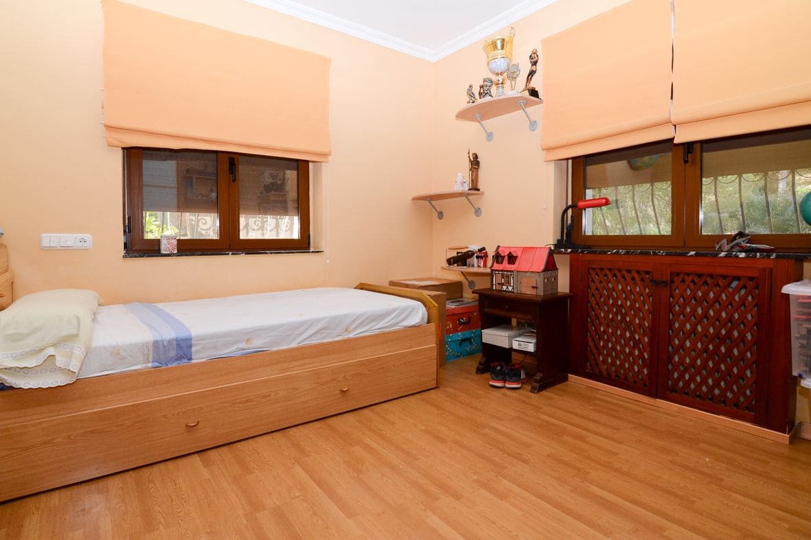 4 quarto Moradia para venda em Denia com piscina garagem - 1 350 000 € (Ref: 9708106)