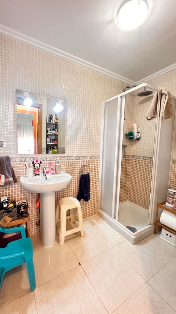 3 soveværelse Semi-Rækkehus til salg i Sagra med swimmingpool garage - € 225.000 (Ref: 9708114)