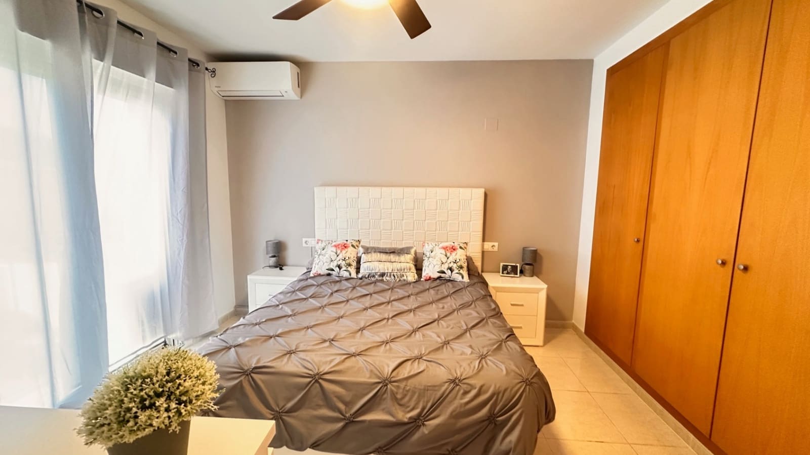 3 soveværelse Semi-Rækkehus til salg i Sagra med swimmingpool garage - € 225.000 (Ref: 9708114)