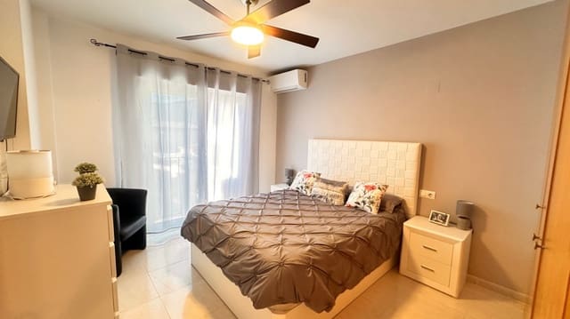 3 soveværelse Semi-Rækkehus til salg i Sagra med swimmingpool garage - € 225.000 (Ref: 9708114)