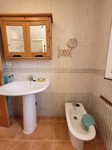 3 sypialnia Willa na sprzedaż w Pego z basenem garażem - 475 000 € (Ref: 9719193)