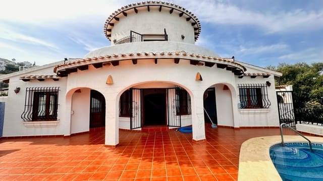 3 sypialnia Willa na sprzedaż w Pego z basenem garażem - 475 000 € (Ref: 9719193)