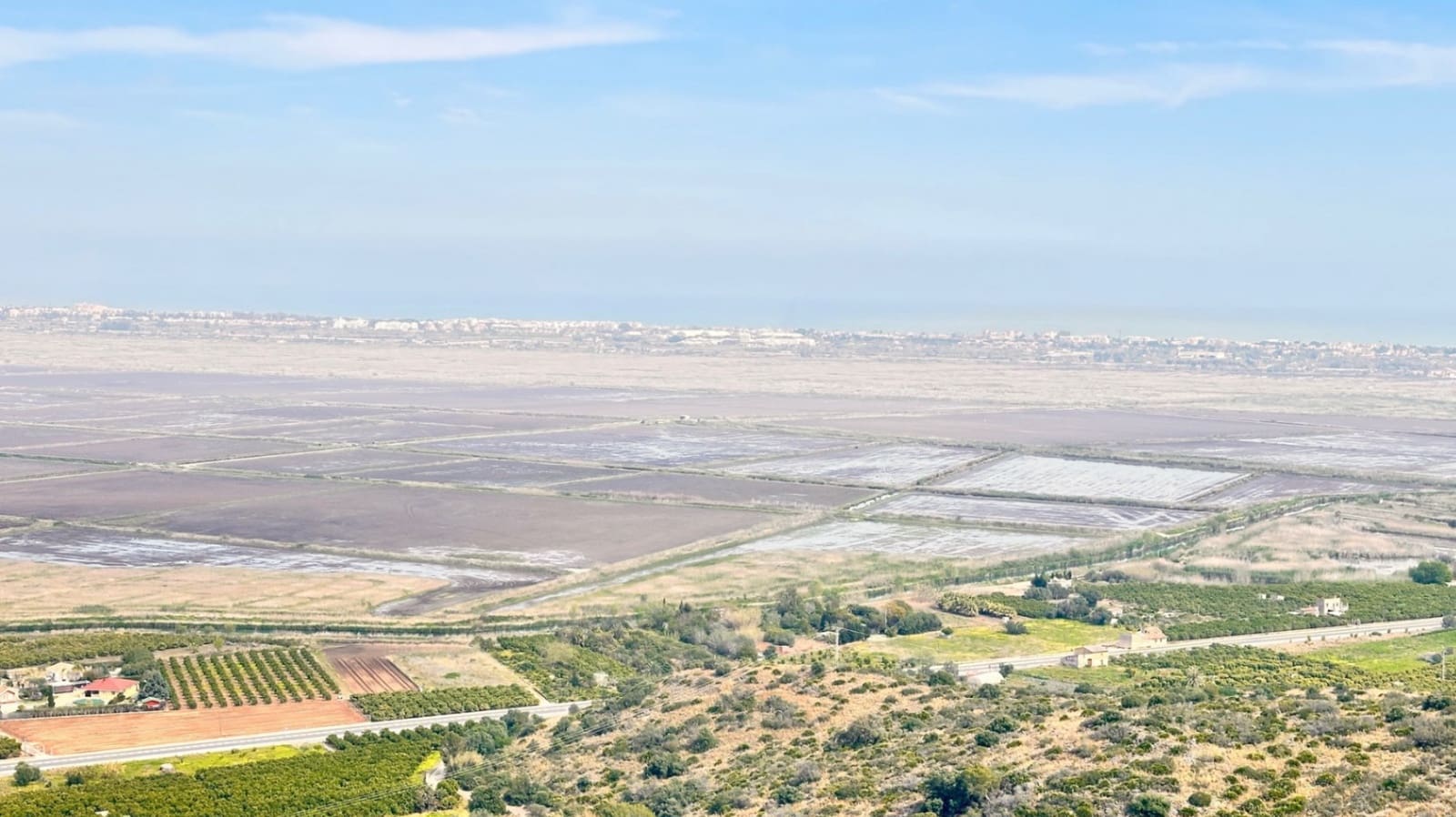 3 sypialnia Willa na sprzedaż w Pego z basenem garażem - 475 000 € (Ref: 9719193)