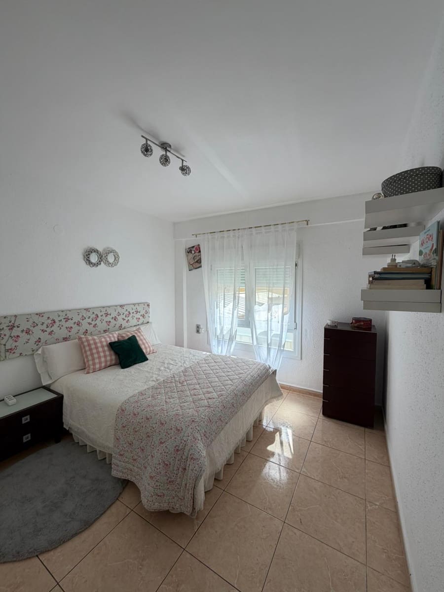 3 makuuhuone Asunto myytävänä paikassa Denia - 200 000 € (Ref: 9751423)