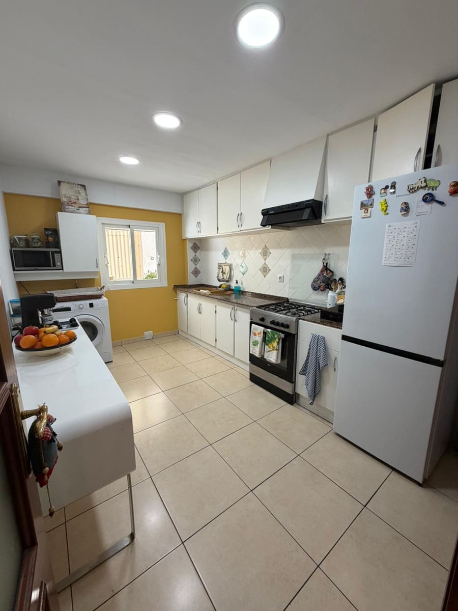 3 makuuhuone Asunto myytävänä paikassa Denia - 200 000 € (Ref: 9751423)