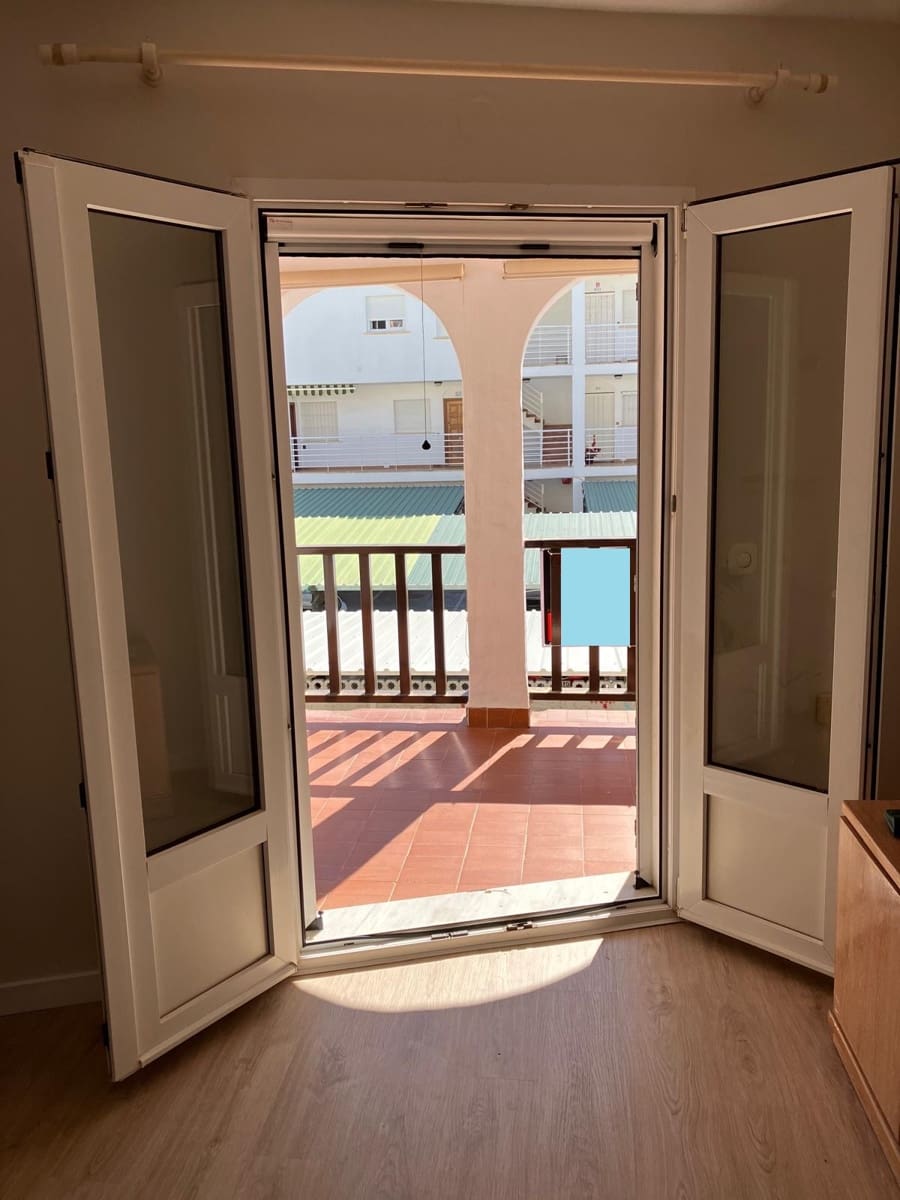2 sovrum Strandlägenhet till salu i Denia med garage - 225 000 € (Ref: 9833139)