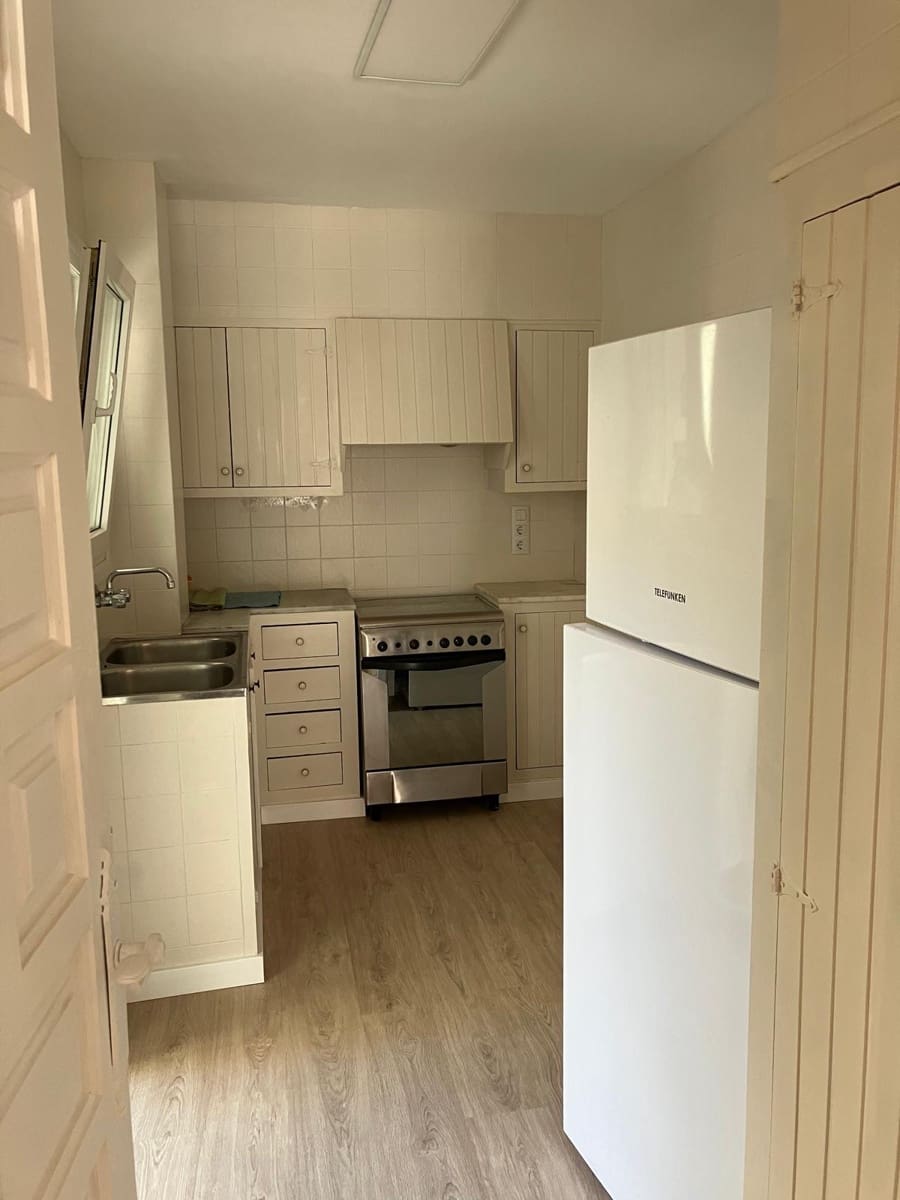 2 sovrum Strandlägenhet till salu i Denia med garage - 225 000 € (Ref: 9833139)