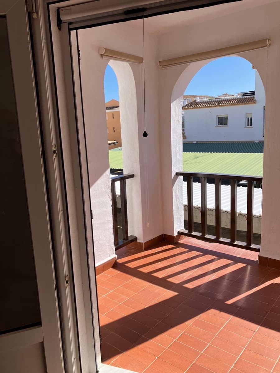 2 sovrum Strandlägenhet till salu i Denia med garage - 225 000 € (Ref: 9833139)