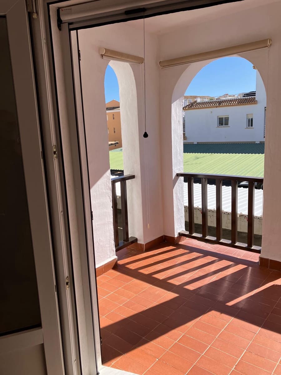 2 sovrum Strandlägenhet till salu i Denia med garage - 225 000 € (Ref: 9833139)