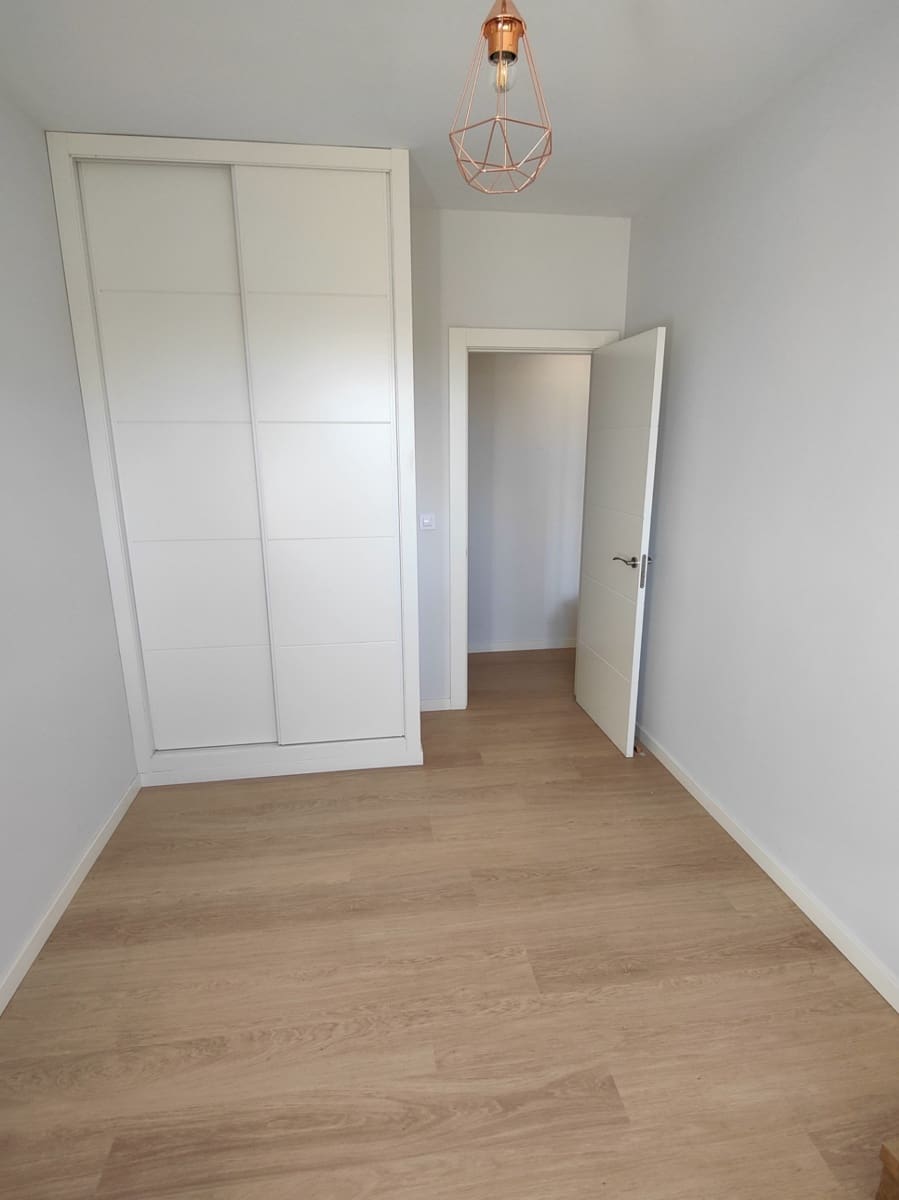 3 quarto Apartamento para venda em Albacete cidade - 279 000 € (Ref: 9856159)