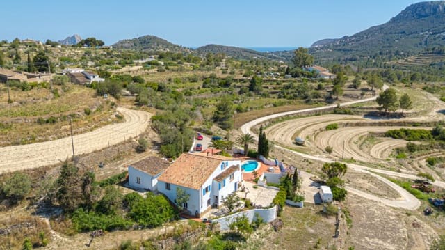 5 soverom Villa til salgs i Benissa med svømmebasseng garasje - € 848 000 (Ref: 9856160)