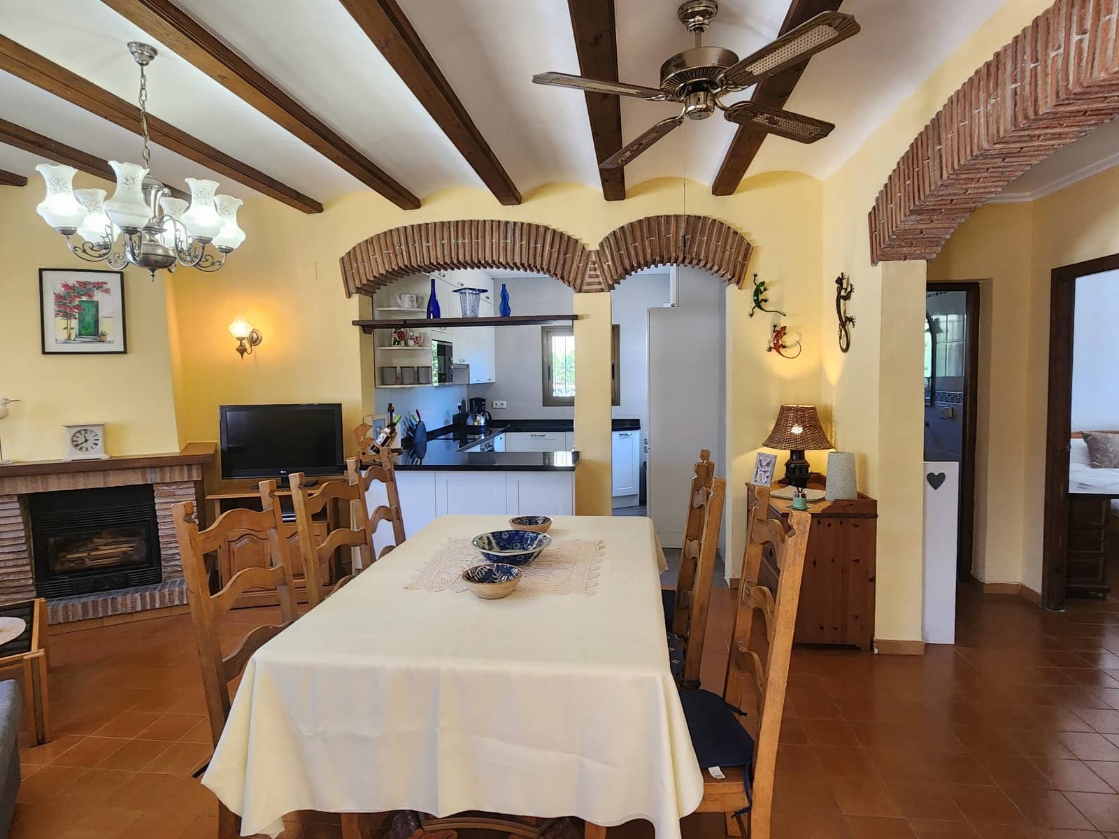 4 sypialnia Willa na sprzedaż w Els Poblets z basenem garażem - 390 000 € (Ref: 9856164)