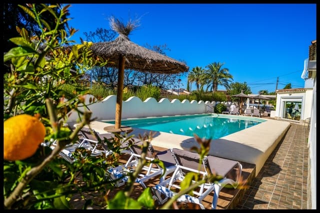 8 slaapkamer Hotel te koop in Els Poblets met zwembad - € 1.180.000 (Ref: 9856168)